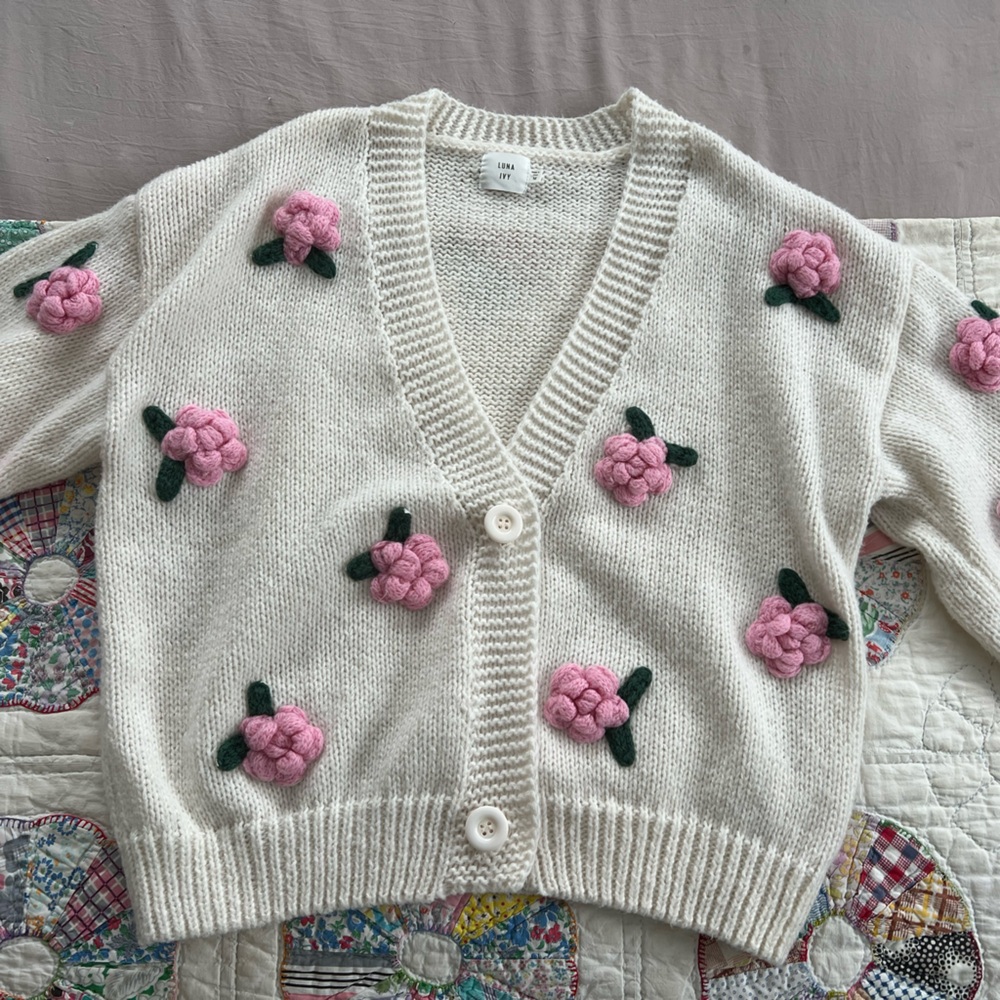 Luna Ivy floral cardigan size medium